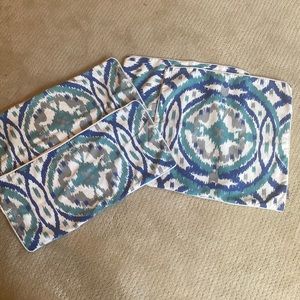 4 Thro by Marlo Lorenz Pillow Covers